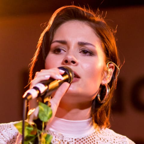 Nina Nesbitt