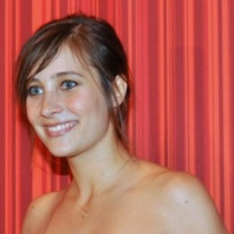 Julie De Bona