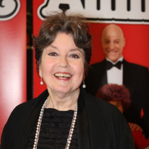 Lorraine Bayly