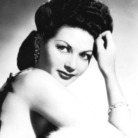 Yvonne De Carlo