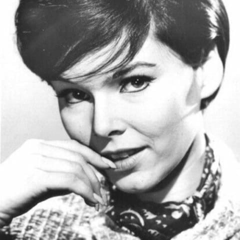 Yvonne Craig