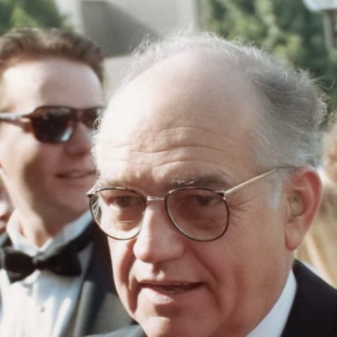 Richard Dysart