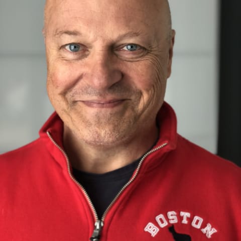 Michael Chiklis