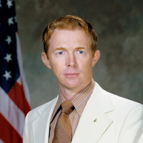 Stuart Roosa