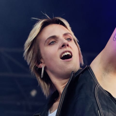 MØ