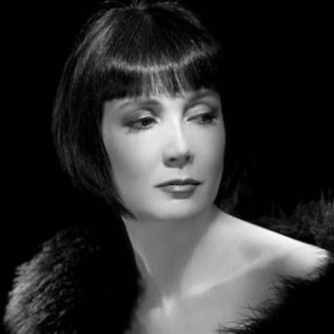 Sabine Azéma