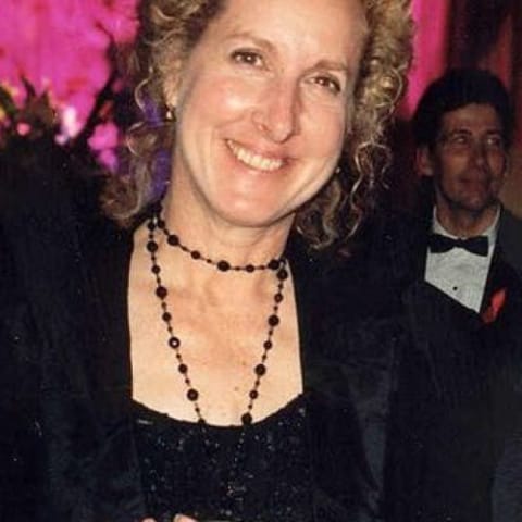 Betty Thomas