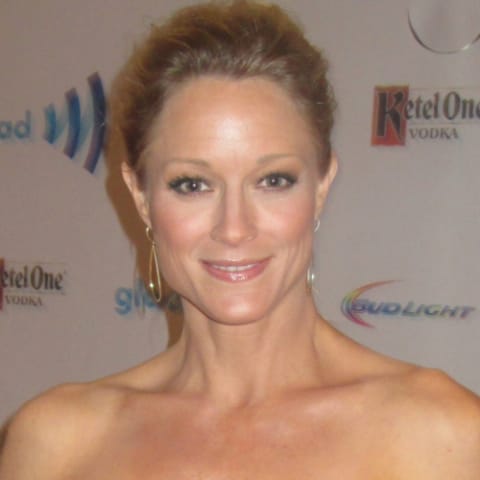 Teri Polo