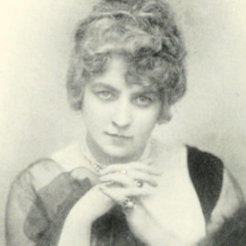 Jeanne Paquin