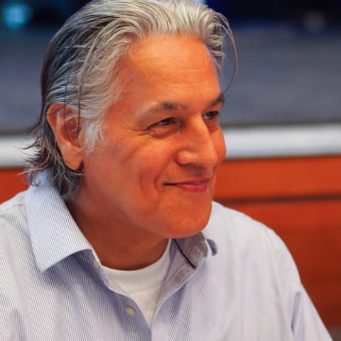 Robert Beltran